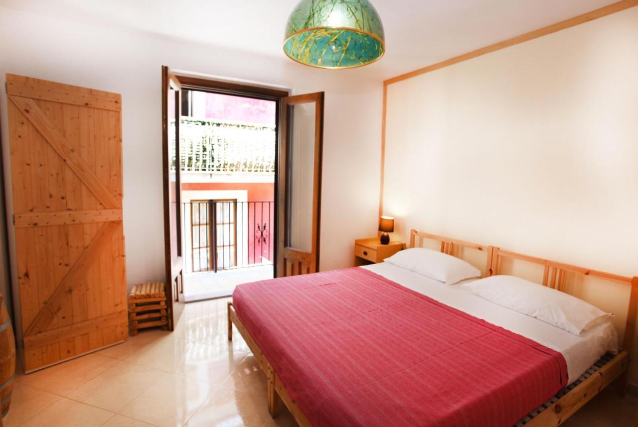 Taormina Bed And Beercraft Bed & Breakfast Exterior foto